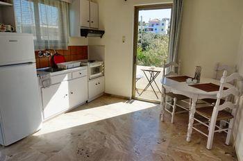 The Beachhouse Hotel 3*
