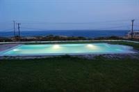 Cristelia Luxury Sea Front & Pool Villa *