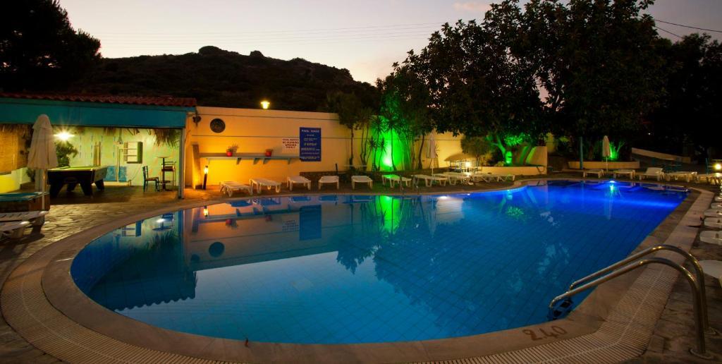 Anika Aparthotel 3*