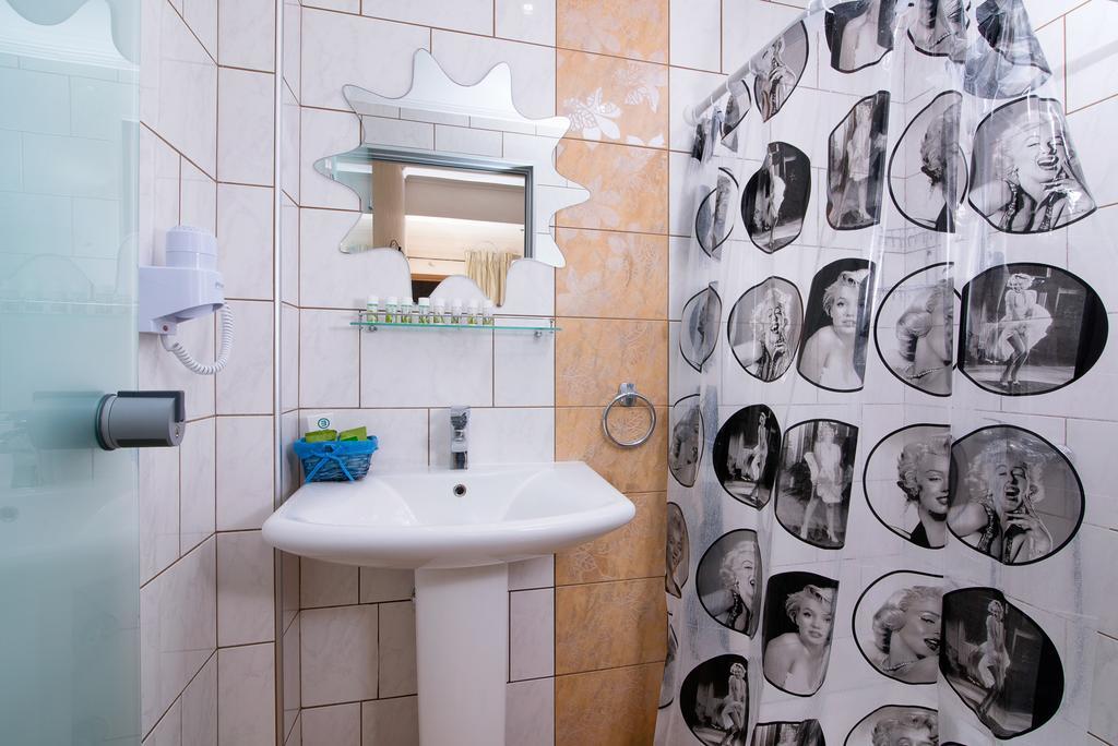 Gagos Apartment Astris