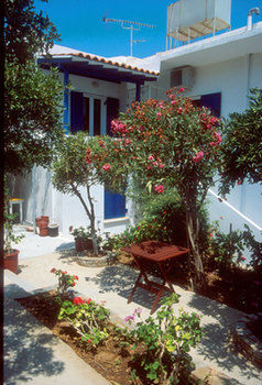 Galazio Hotel Batsi (Andros)