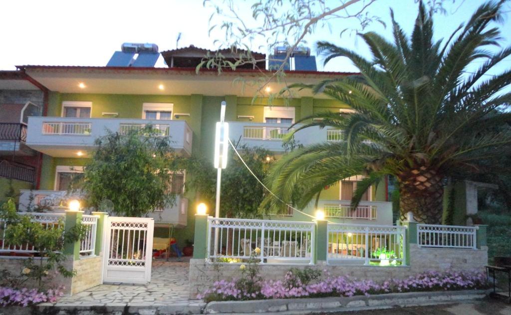 Phoenix Apartment