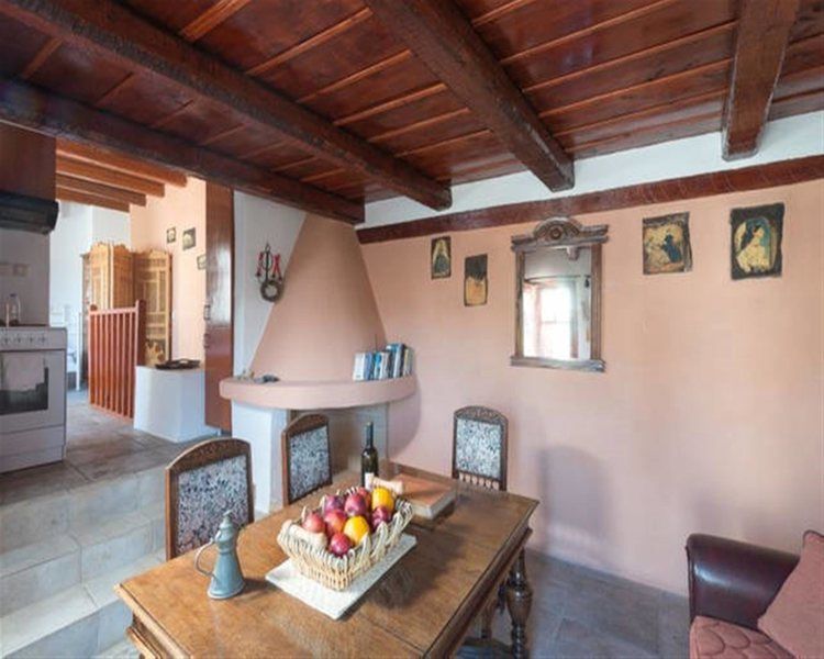 Almond Tree Hotel 3*