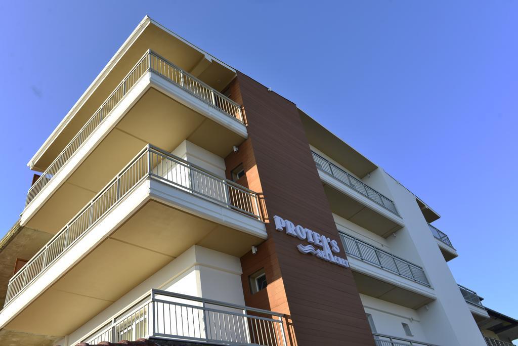 Apartment Protea's Seacret Sea View