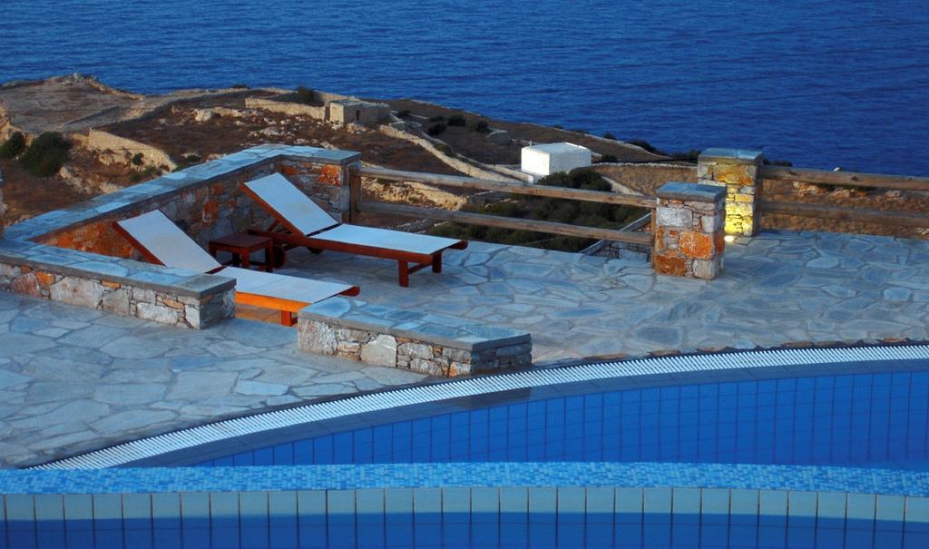 Miramare 3* Folegandros Town