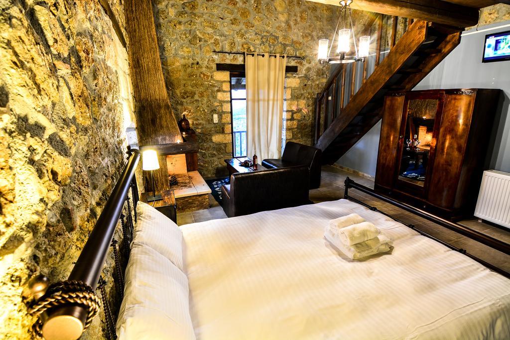 Korfes Guest house