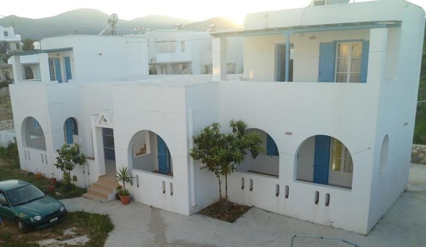 Studios Parian Blu Apartment *