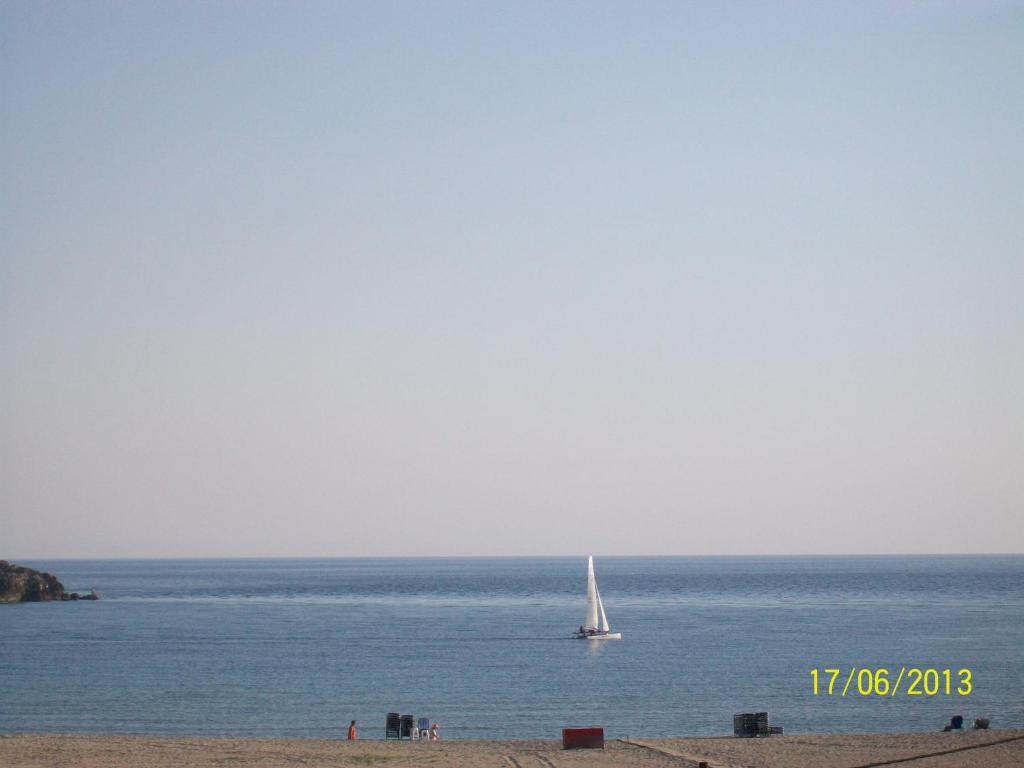 Spiros Hotel 3*
