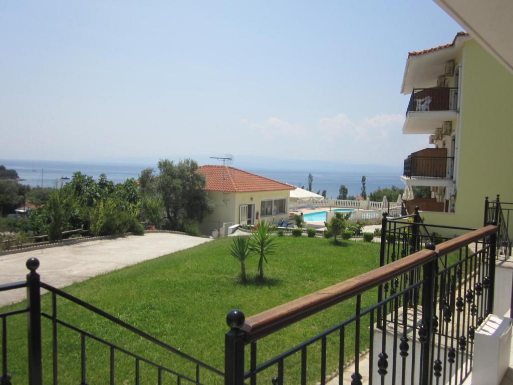 Aparthotel View