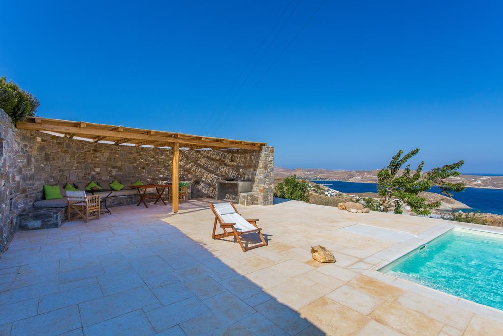 George Stone Holiday home Ramos
