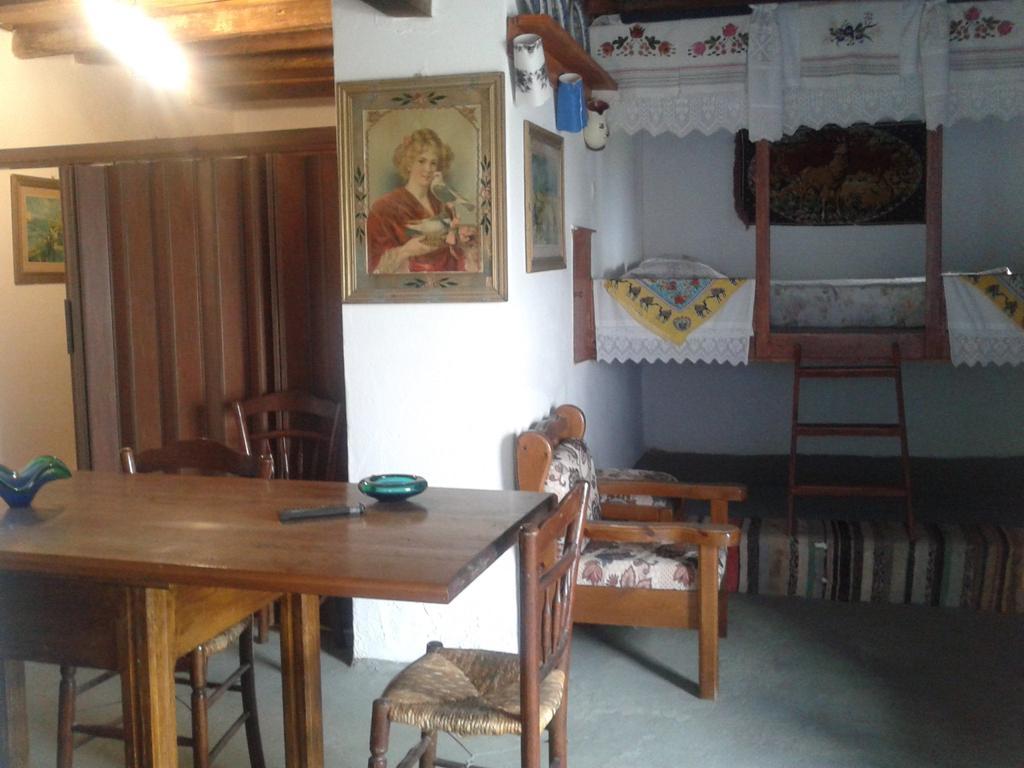 Holiday home Tinas House *