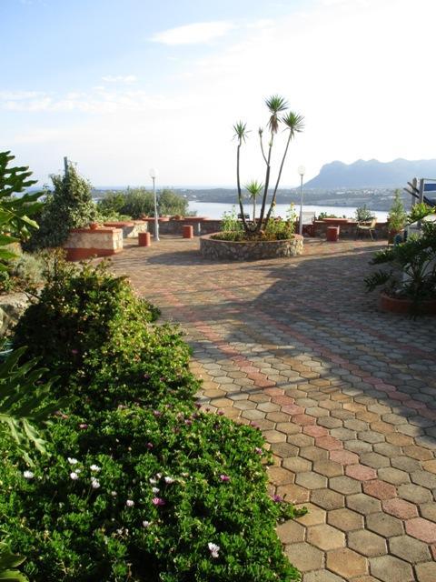Theodosia Aparthotel 3*