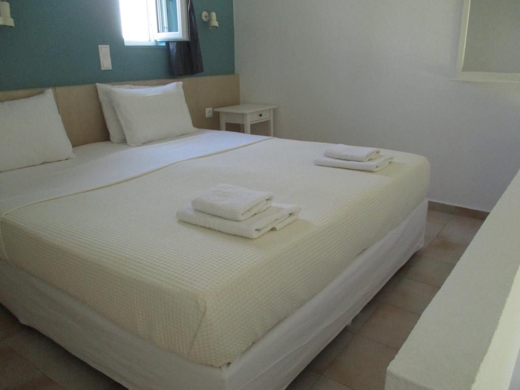 Theodosia Aparthotel 3*