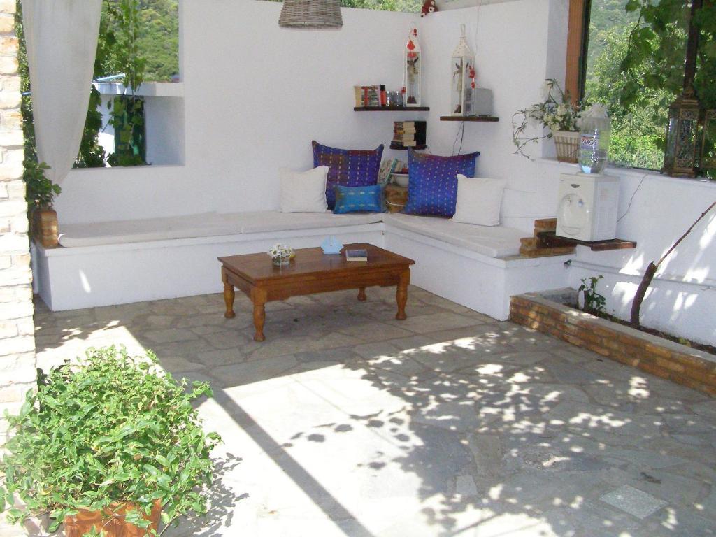 Betsanis Stafylos