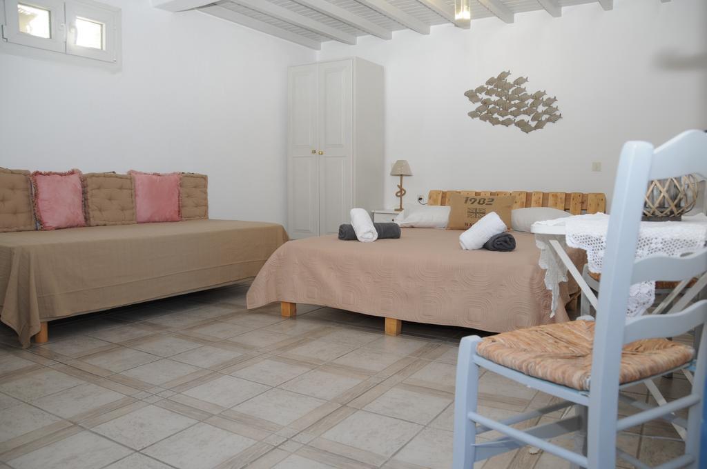 View Ftelia (Mykonos)