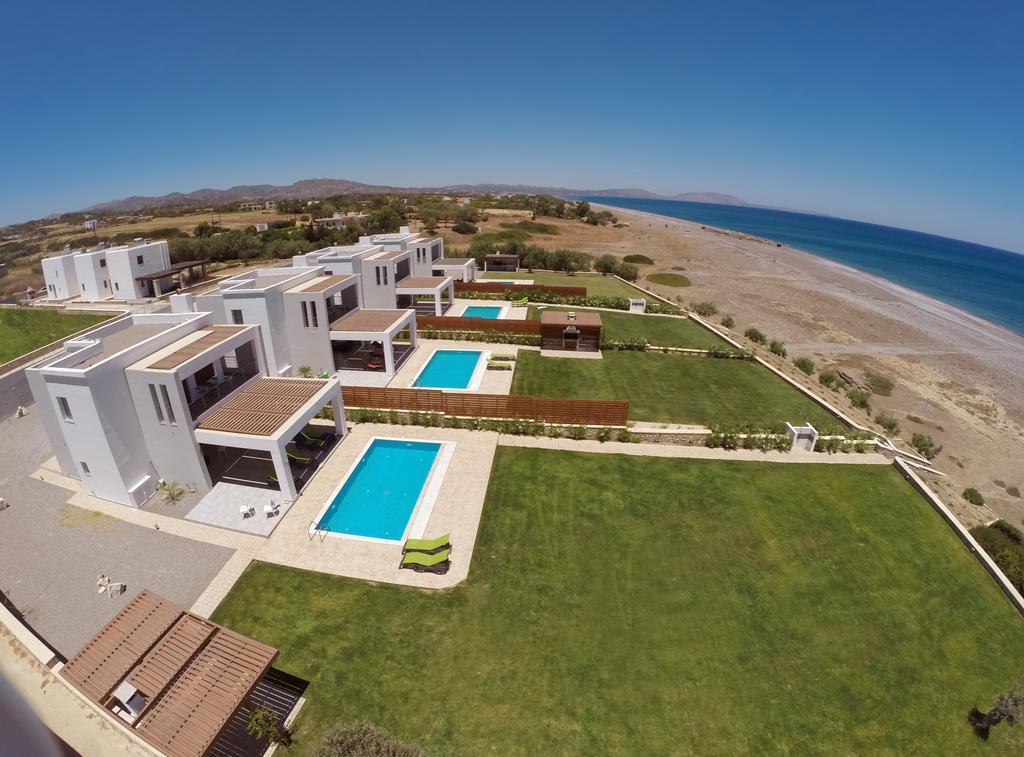 Antonoglou - Waterfront Luxury Retreat Villa