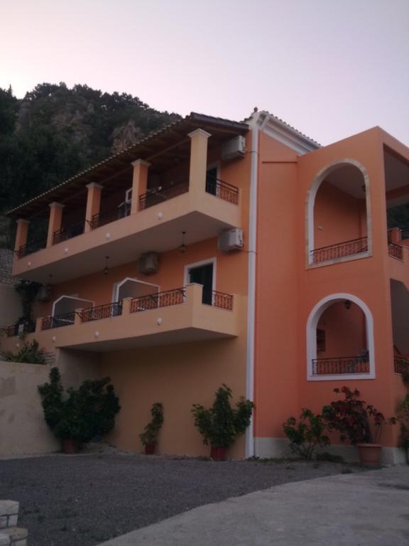 Rhea Complex Apartment *