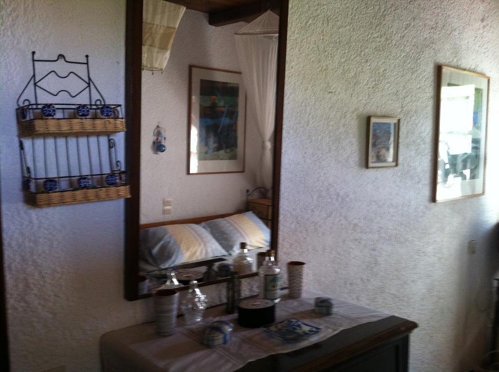Aigina 3 Bedroom House By The Sea *