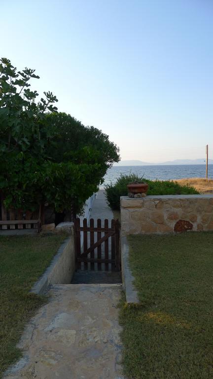 Aigina 3 Bedroom House By The Sea Vathi (Aegina)