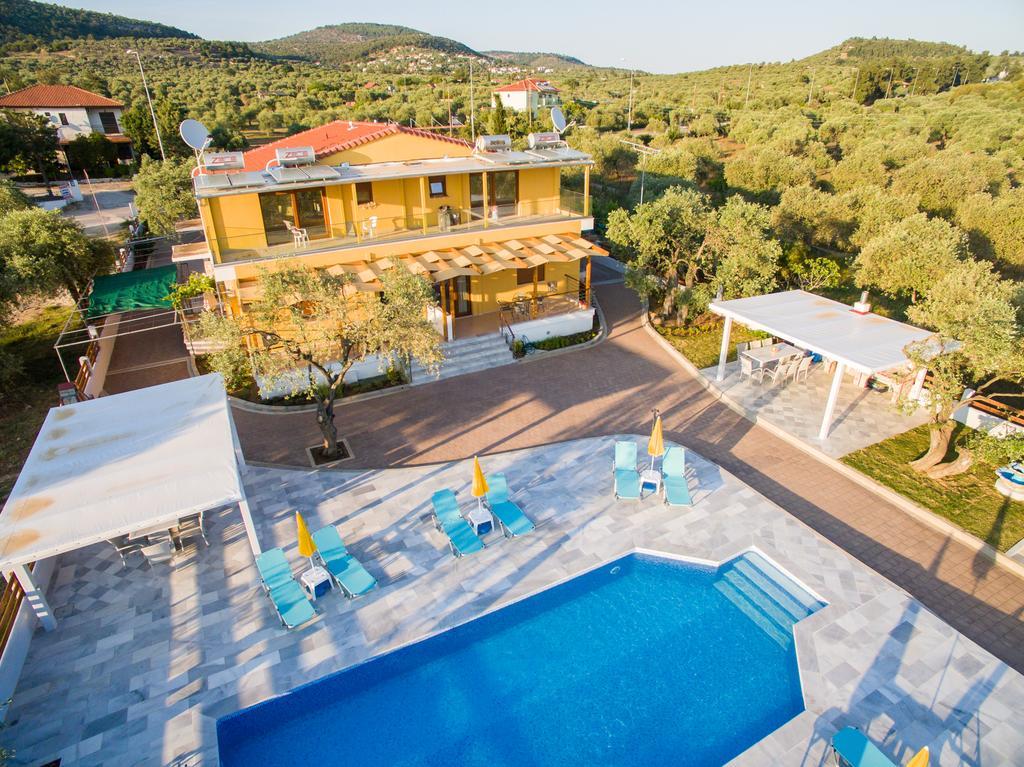 Gagos Apartment