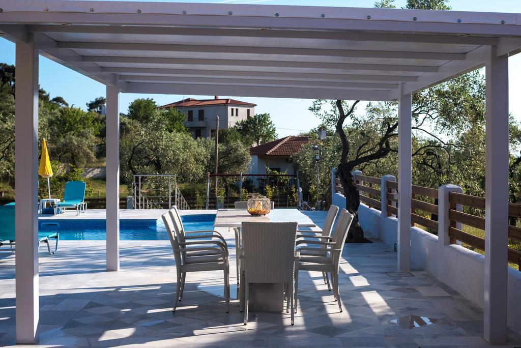 Gagos Apartment