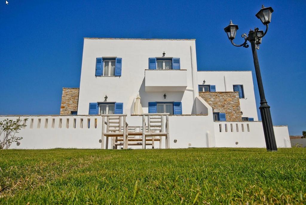 Blue Myth * Kastraki (Naxos)