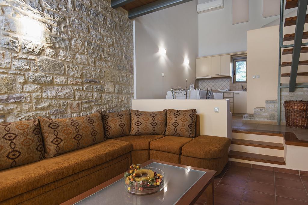 Holiday home Enastron Villas *