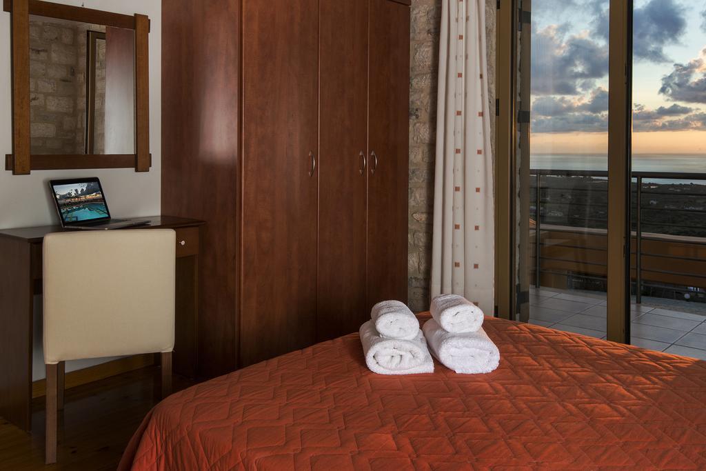Enastron Villas Kyparissia