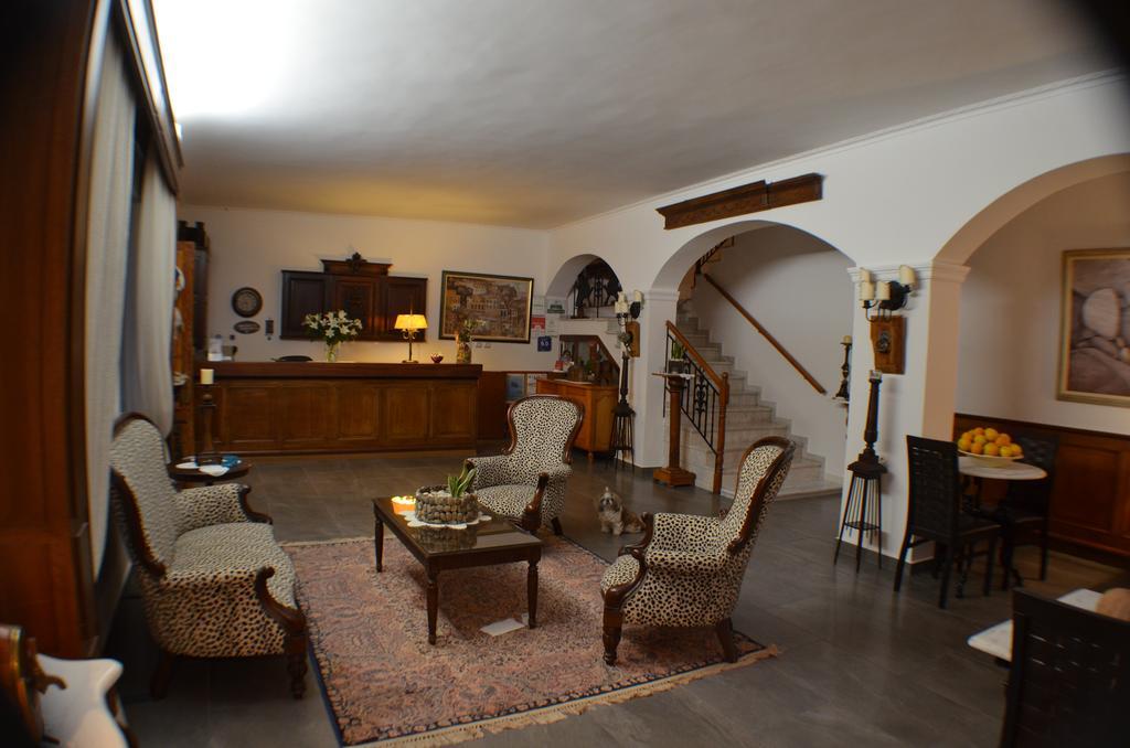 Mistral Guest house