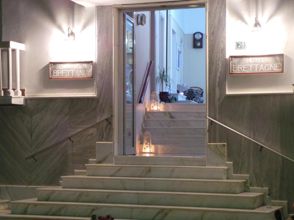 Bretagne Hotel 2*