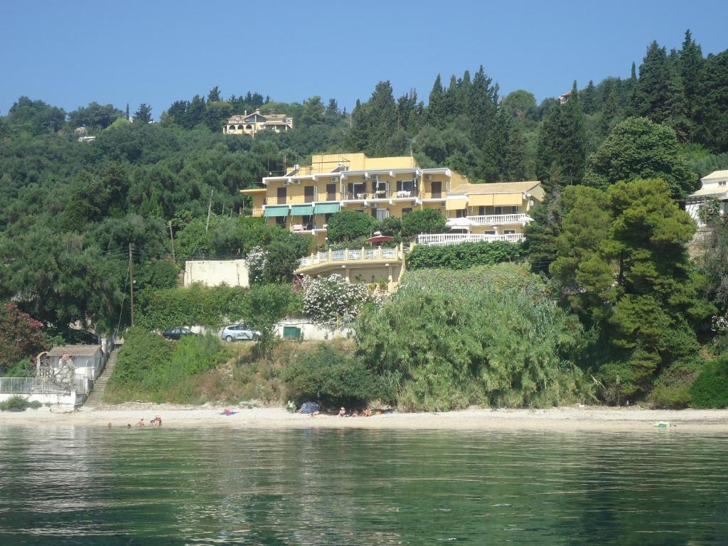 Meltemi Appartments Perama (Corfu)