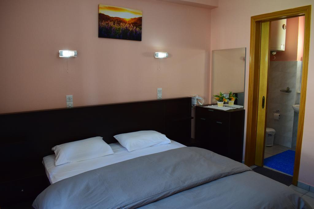 Ocean Apartment Menidion