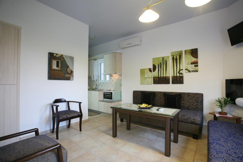 Aigli Apartment *