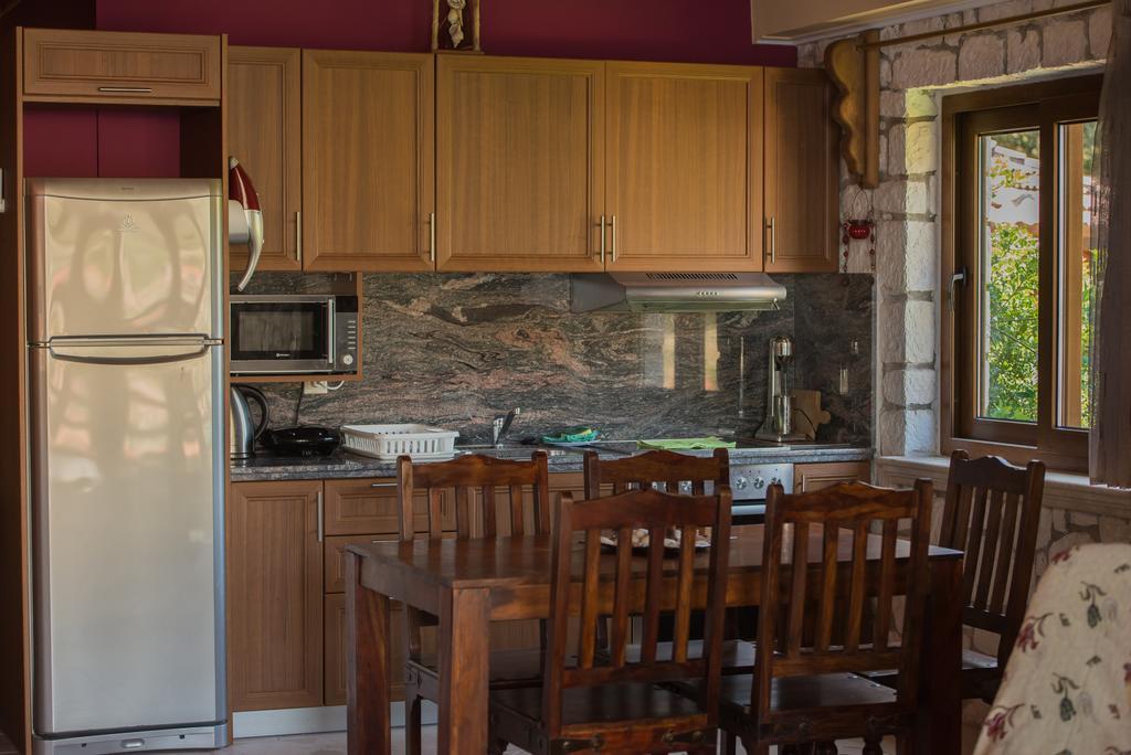 Luxury Stone Apartment Agia Efimia