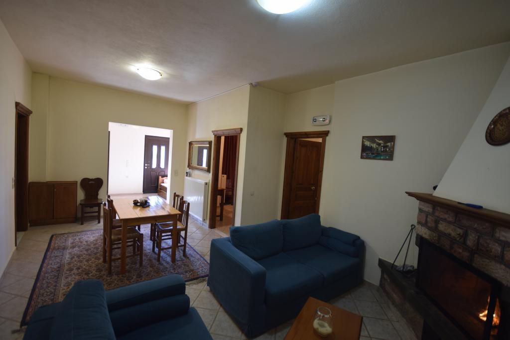 Mountain House Guest house Karpenisi
