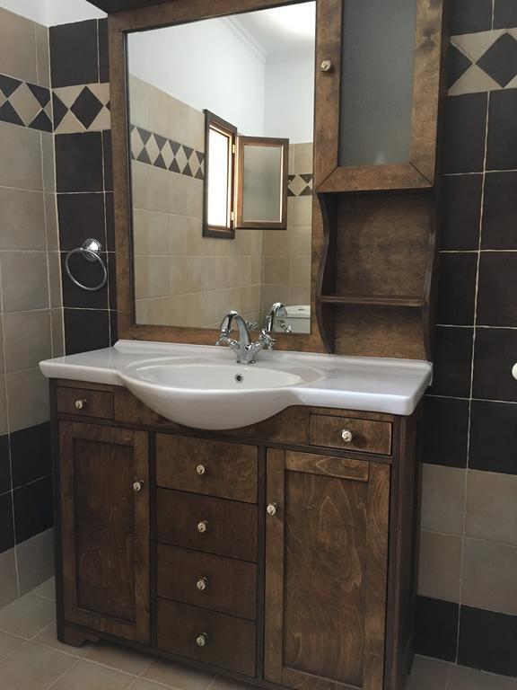 Anemos Traditional Villa *