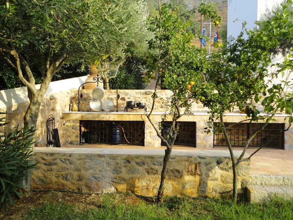 House Aquata Holiday home