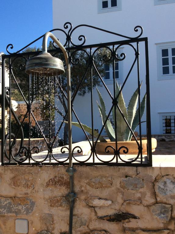 House Aquata * Hydra (Saronic Islands)