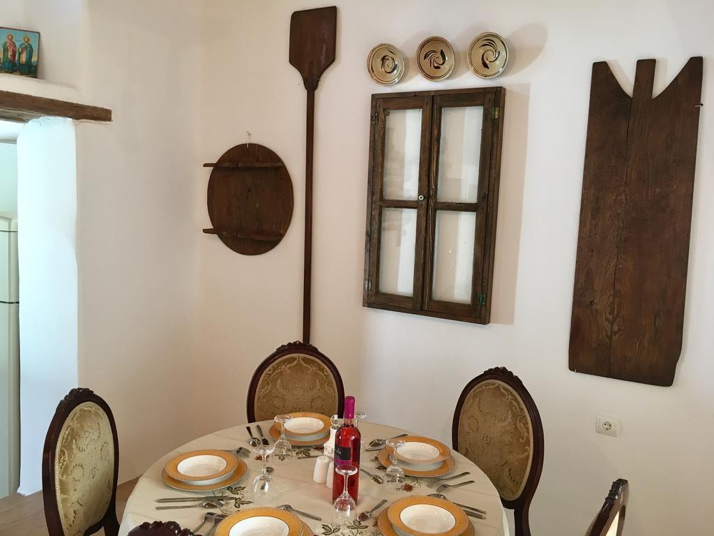 Anemos Traditional Villa *