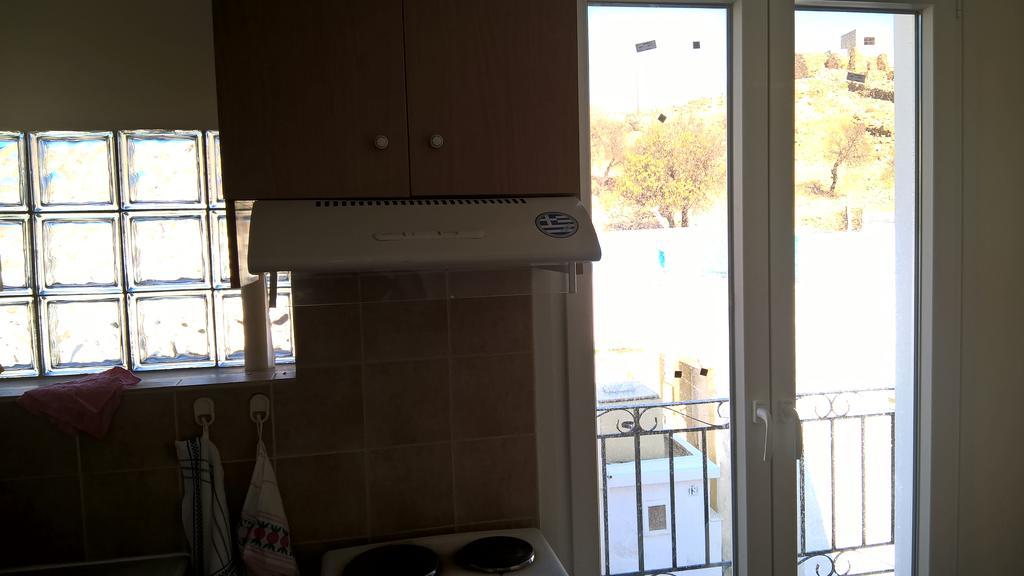 Comfortable Home Ermoupolis Apartment *