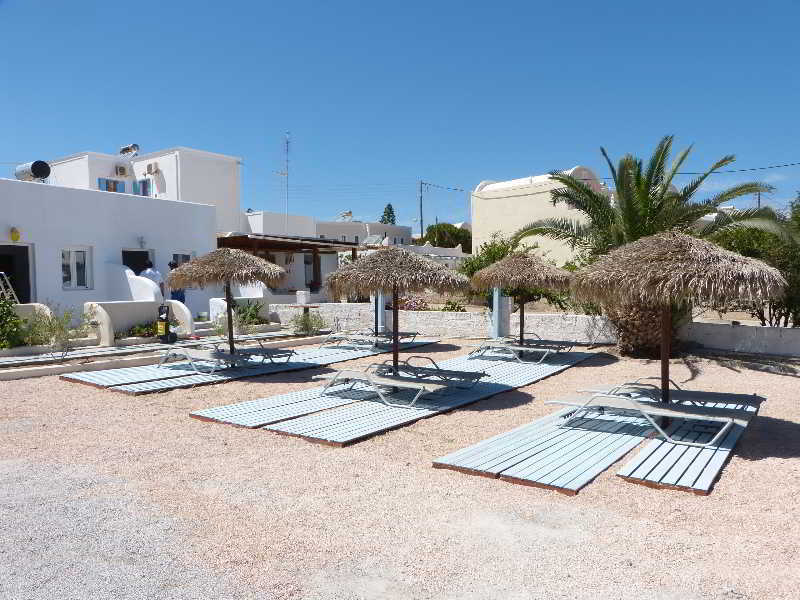 Oxygen Seaside 3* Kamari (Santorini)