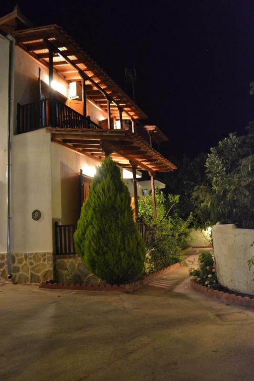 Iliachtides Apartment *