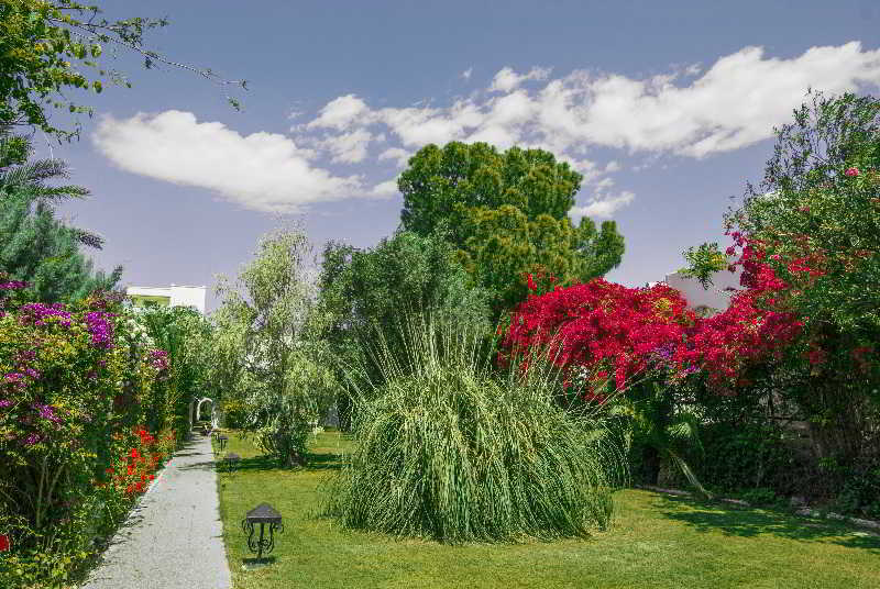 Club Iliochari Hotel