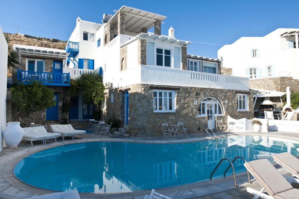 Voula & 4* Tourlos