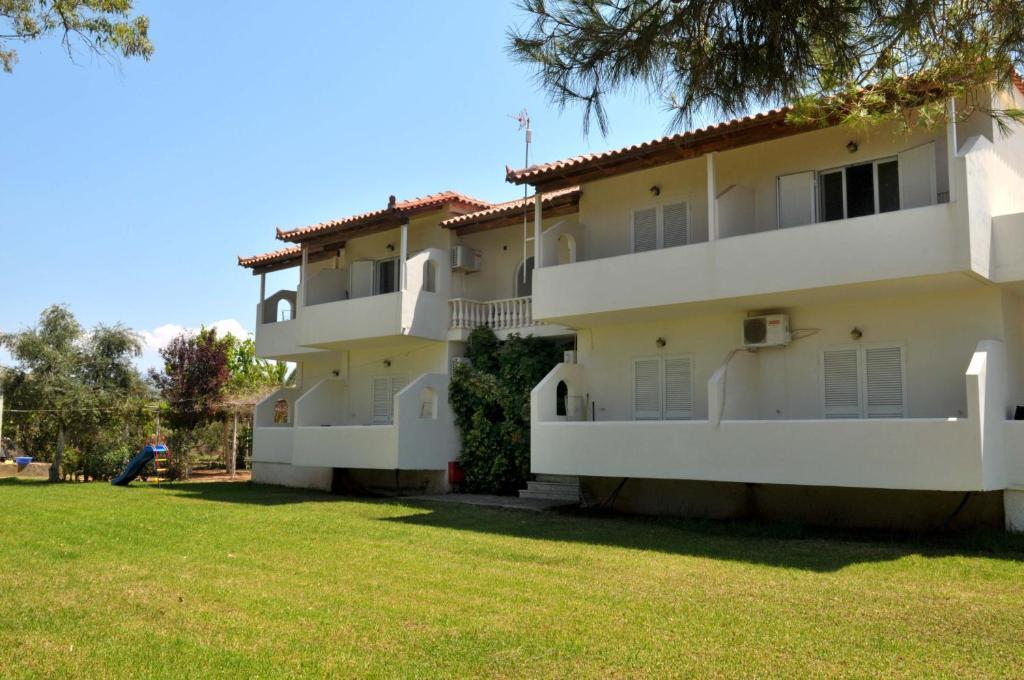 Sani Kasimis Kyparissia
