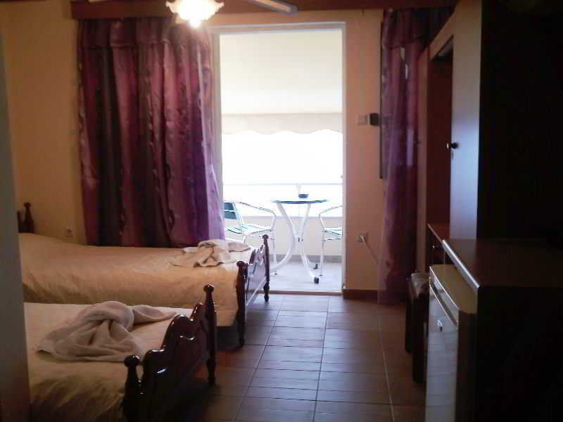 Apartment Fafalios *