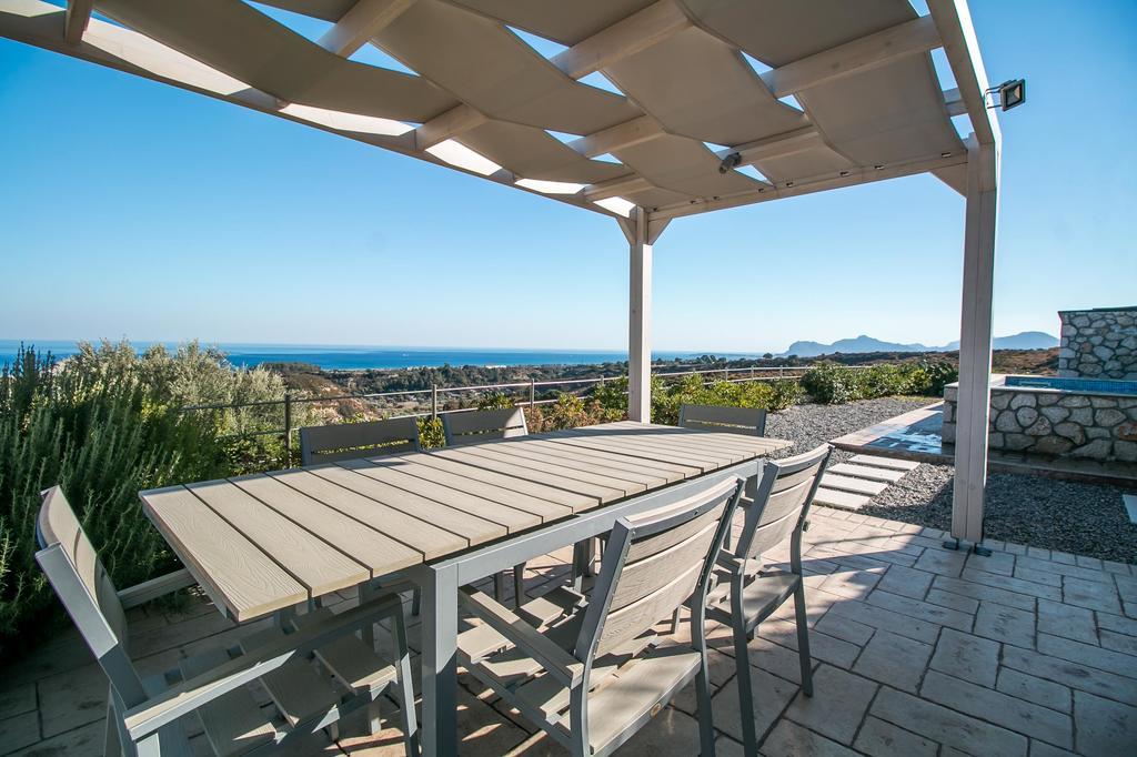 Villa White Lady