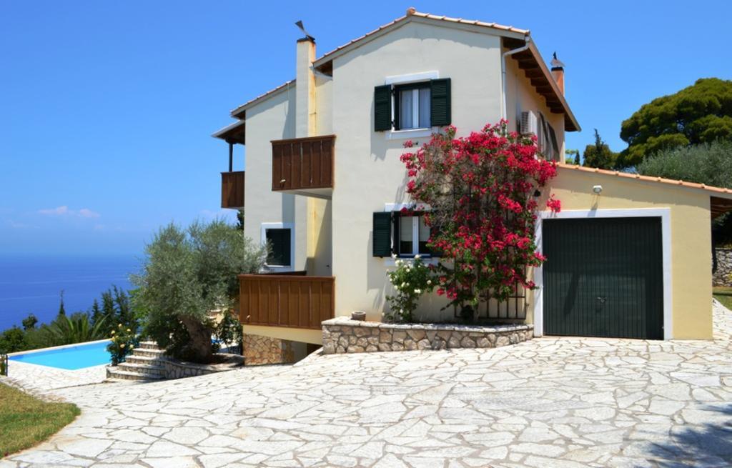 Villa Niriis Agios Nikitas