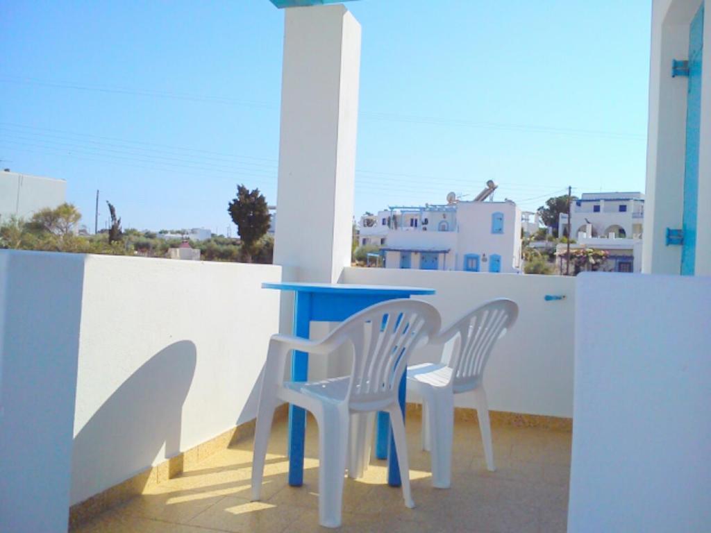 Studios Parian Blu *