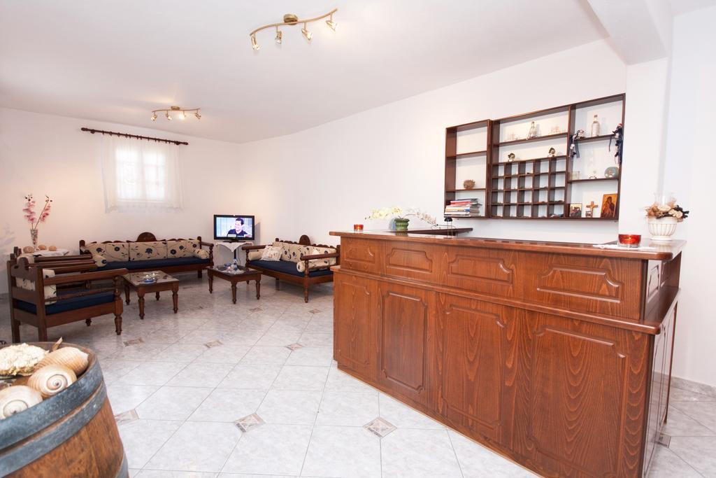 Angeliki's Guest house *